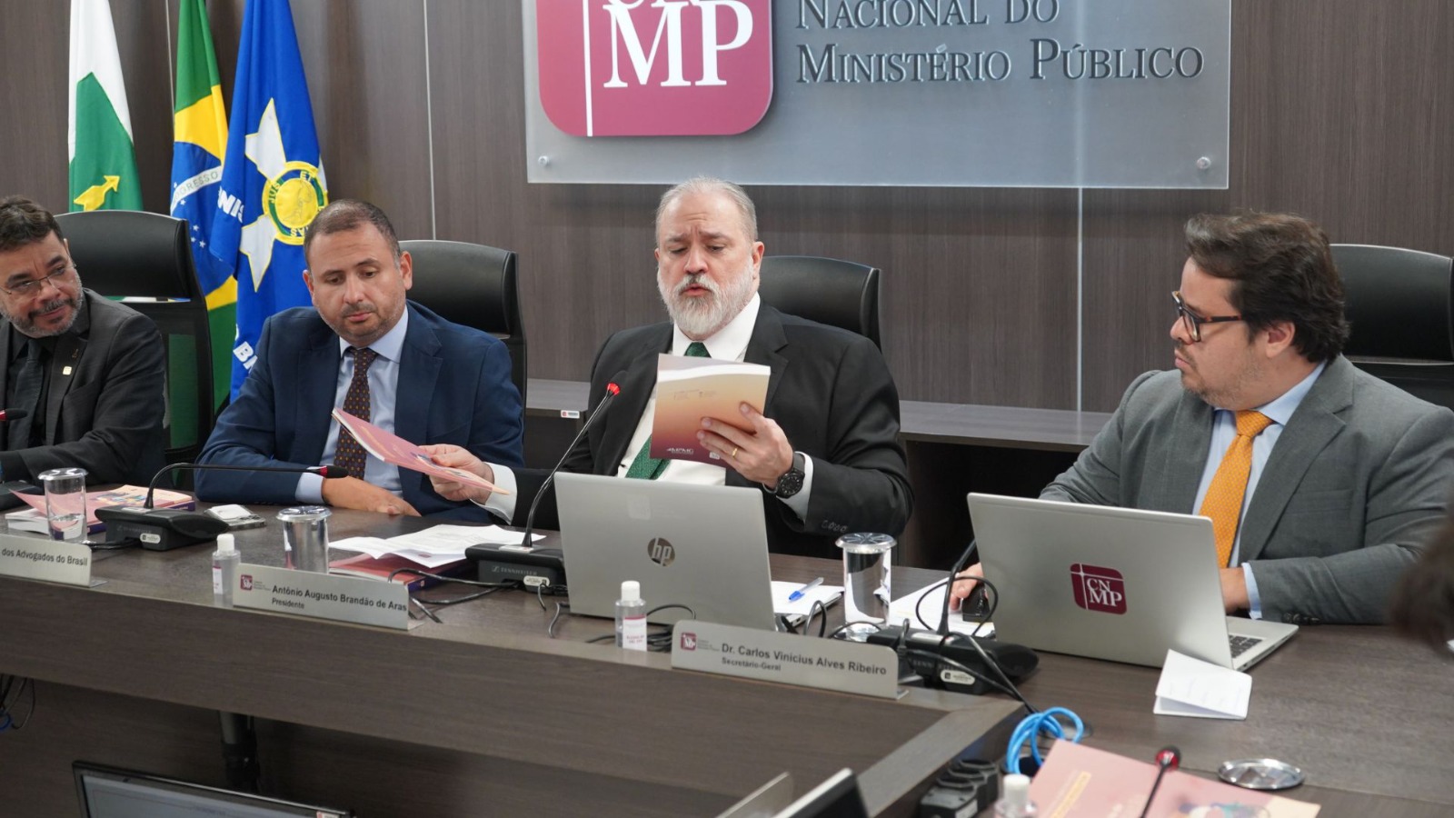 Direito Civil Contemporâneo - Em 3 de setembro de 2020, o Conselho Nacional  do Ministério Público editou a Portaria CNMP-PRESI n. 137, que dispõe sobre  os serviços de protocolo, expedição e mensageria